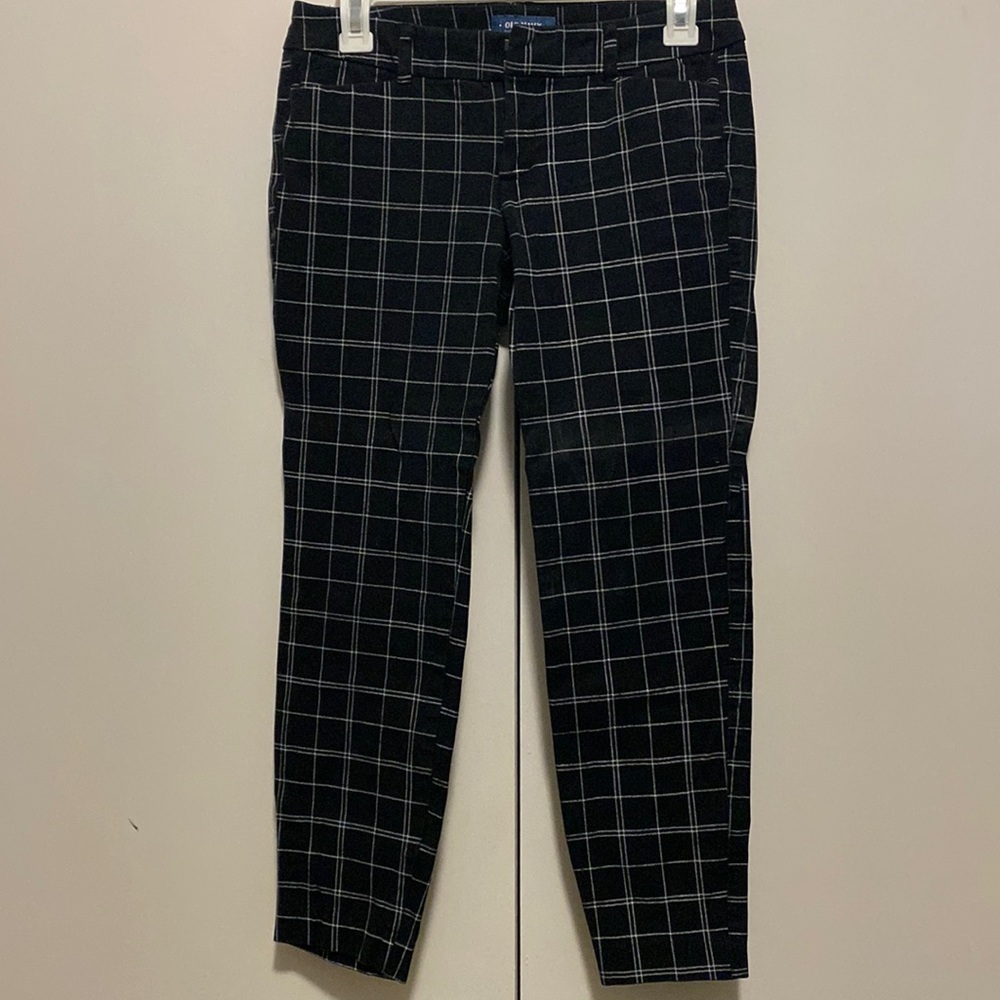 Old Navy pixie ankle length pants